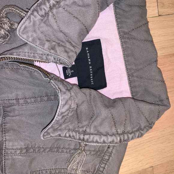 Banana Republic Light Gray/Khaki Field Jacket - Picture 3 of 5